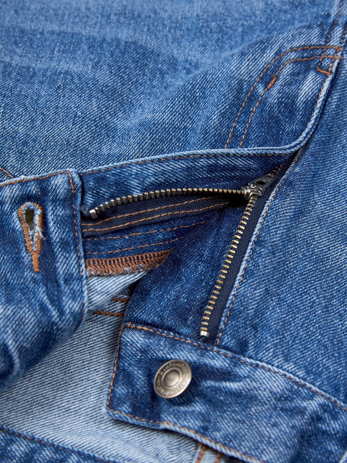 EVER STRAIGHT DENIM
