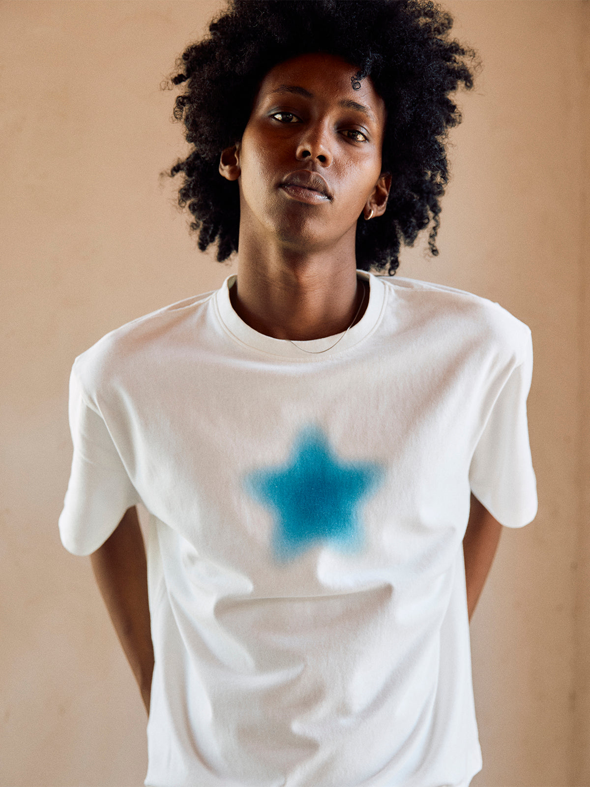 STAY STAR TEE